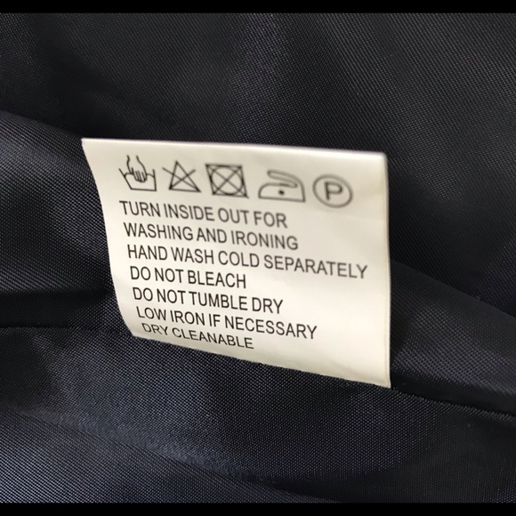 Navy blue puffer vest - Picture 4 of 9